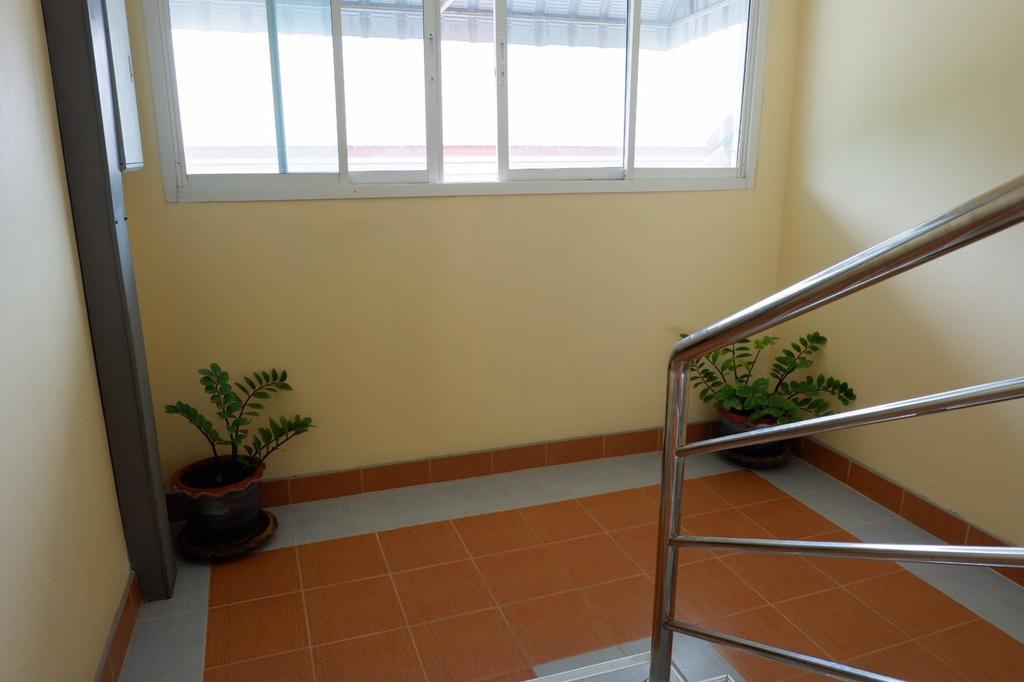 Na Chaidej Hotel Szuratthani Kültér fotó