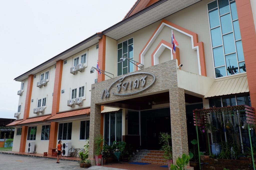 Na Chaidej Hotel Szuratthani Kültér fotó