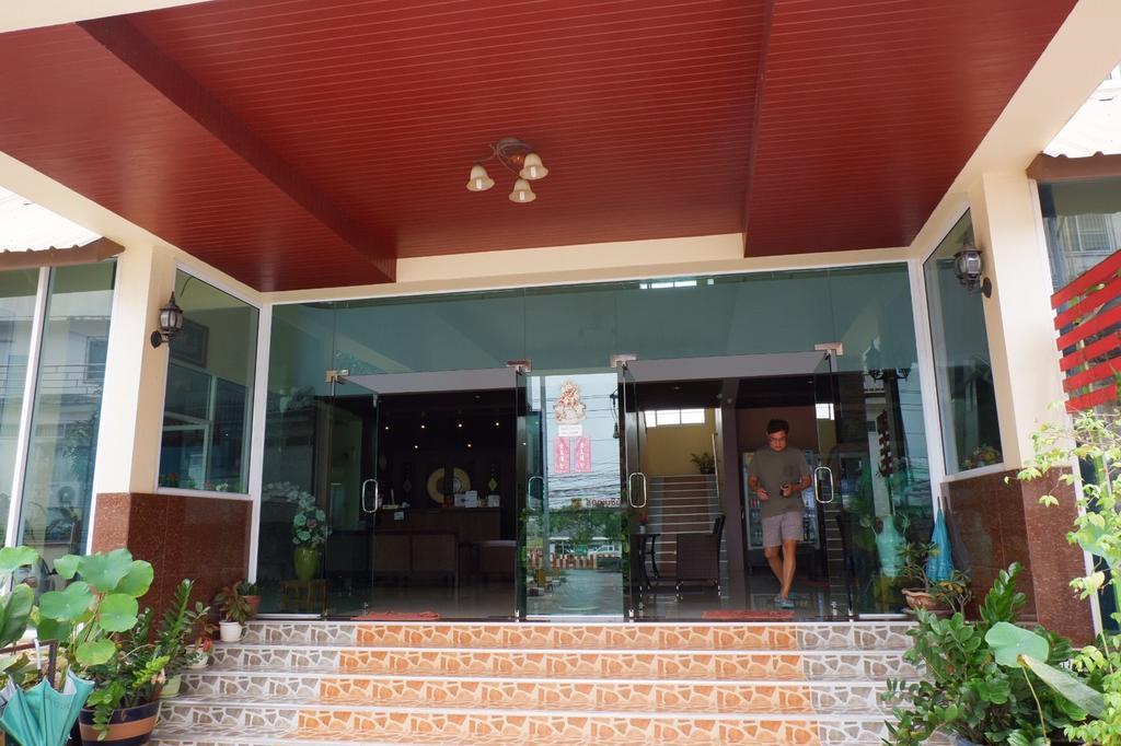 Na Chaidej Hotel Szuratthani Kültér fotó